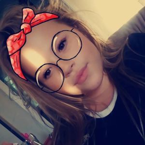 Meet your Posher, Ava